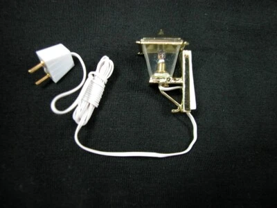 Heidi Ott Dollhouse Miniature 1:12 Scale Gold Coach Lamp #YL2020