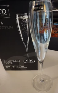 Krosno - Perla Champagne Glasses Flutes 4 x 5.7 fl oz Set of 4 ~ New in Box - Picture 1 of 3
