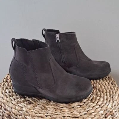 Sorel Womens Evie Grey Suede Ankle Boots Zipper 1.5" Wedge Heel Size 7.5 - Image 1 of 4