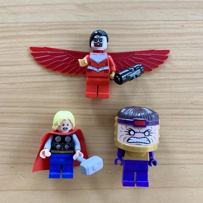 Lot Of 3 Lego Minifigures Marvel Super Heroes Set 76018 Falcon MODOK Thor - Image 1 of 4