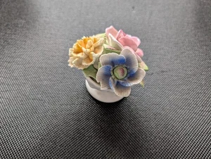 Royale Stratford Flower Bowl Ornament - Fine bone China. Vintage.  - Picture 1 of 5