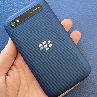 BlackBerry Classic Q20 Unlocked 4G LTE Retro Smartphone 16GB+2GB RAM QWERTY - Image 1 of 4