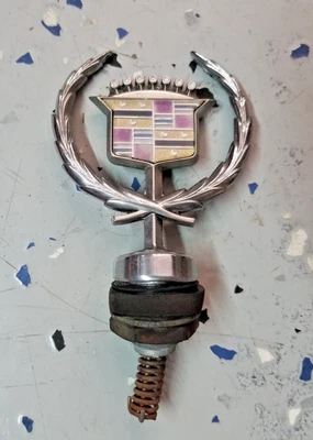 Cadillac DeVille Fleetwood 1992 1993 1994 1995 capó adorno cromo GM Foto 1 de 4