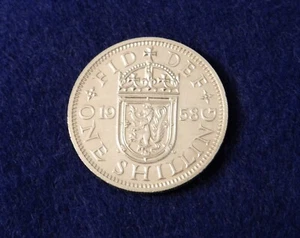 1958 Great Britain Shilling - Beautiful Scottish Crest Coin - Queen Elizabeth - Picture 1 of 2