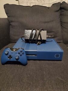 Microsoft Xbox One Forza Motorsport 6 Limited Edition 1TB Blue Console