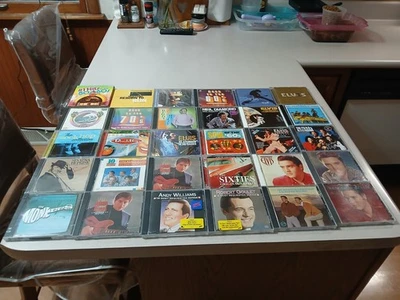 Sixties music cd lot/30 The Momkees,Righteous Bros,Beach Boys,Elvis,Ray Charles, - Image 1 of 4