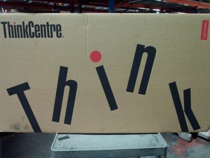 New Lenovo thinkCentre M910z AIO 23.8'' Core i7-7700 8GB 512GB SSD Win 10 (J461) - Picture 1 of 11