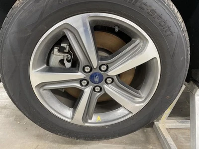 Rueda de aluminio 18x8 5 radios para 19-24 EDGE 1026205 Foto 1 de 4