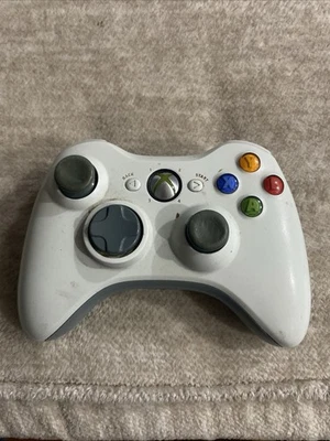 Official Microsoft Xbox 360 White Wireless Controller OEM No Battery Cover Back - Image 1 of 2