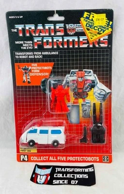 Transformers Original G1 1986 Protectobot First Aid Complete w/ Card & Bubble - Image 1 of 4