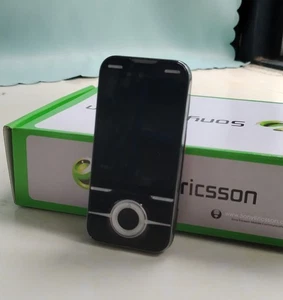 Sony Ericsson Yari U100(Unlocked) 16 GB Android Smartphone - Picture 1 of 10