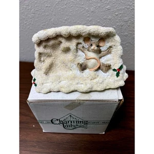 Figura Fitz In Floyd 1995 "Maxine Making Snow Angels" #87510 Charming Tails de colección - Imagen 1 de 9