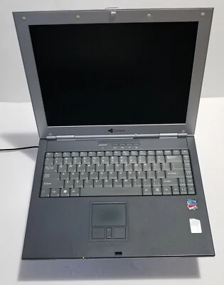 Gateway 450ROG Intel Pentium M 1.4Ghz, Sin disco duro, 256MB de RAM, DVD-ROM Foto 1 de 4