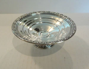 WALLACE STERLING SILVER 5.5" COMPOTE, EMBOSSED ROSES, 95 grams - Picture 1 of 10