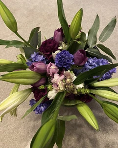 FRESH REAL FLOWERS Luxury Mothers Day Gift Bouquet Free Delivery - Picture 1 of 7