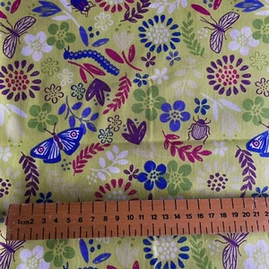 Our Friends In The Garden by Lewis & Irene 100% Cotton Fabric Fat Quarter Fabric - Picture 1 of 3