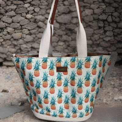 Bolso de Mano Caribbean Joe Jungle Gráfico Piña 13.5”x18” Bolso de Playa Foto 1 de 4