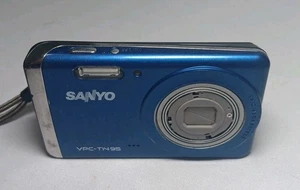Sanyo VPC-T1495 Digitalkamera 14MP 5x optischer Zoom ohne Chromblende getestet funktioniert - Bild 1 von 3