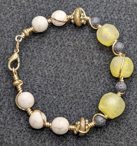 Yellow Sea Glass, Howlite Beaded Wire Wrapped Chunky Bracelet (17cm) S/M Wrist - Picture 1 of 10