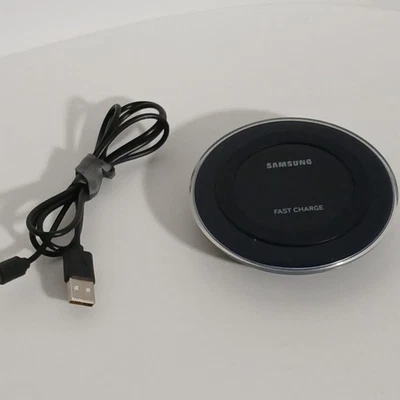 Samsung EP-PN920 Wireless Mobile Device Charger Charging Pad Black With Cord - Image 1 of 4