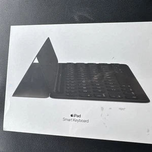 Apple Smart Keyboard iPad Pro 10.5"/ iPad 7 8 9/Air 3rd Gen A1829 - New - Picture 1 of 2