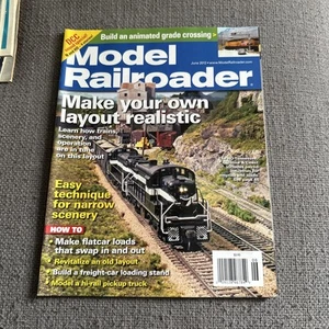 MODEL RAILROADER MAGAZINE JUNE 2012 BUILD ANIMATED GRADE CROSSING DCC SOUND - Picture 1 of 2