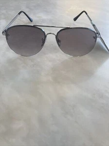 NEW SUNGLASSES Cali Blue Foster Grant PILOT Silver Mirror - Picture 1 of 11