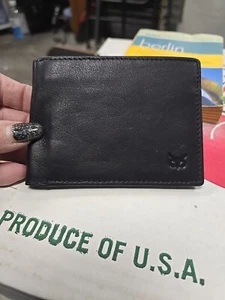 Black Wise Owl Leather Wallet - Picture 1 of 8