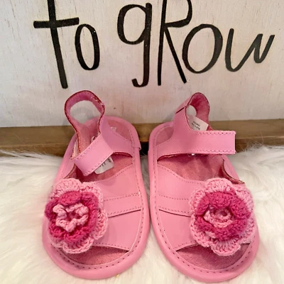 The Children's Place Baby Girls Sandals Shoes Infant Size 0-6 Months Pink - Image 1 of 4