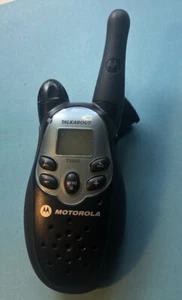 Motorola Talkabout T5000 Walkie Talkie Radio. Working. Sold Without Batteries - Picture 1 of 2