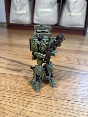 Transformers Studio Series Deluxe Class 26BB WWII Bumblebee - Image 1 of 4