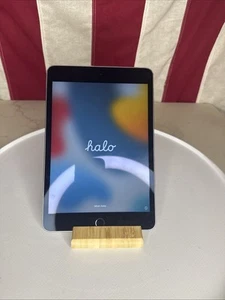Apple iPad mini 4 A1518 128 GB, Wi-Fi, 7.9 in - White/Silver PLEASE READ - Afbeelding 1 van 5