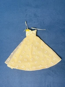 Vintage 1987 Barbie Parfum hübsches gelbes Spitzenkleid Kleid #4620 nicht duftend gebraucht, in einwandfreiem Zustand - Bild 1 von 10