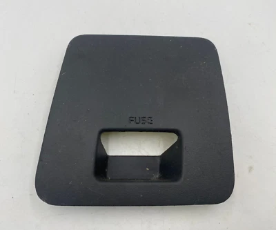 KIA K900 2015-2017 tablero interior caja de fusibles cubierta caja de fusibles tablero negro Foto 1 de 2