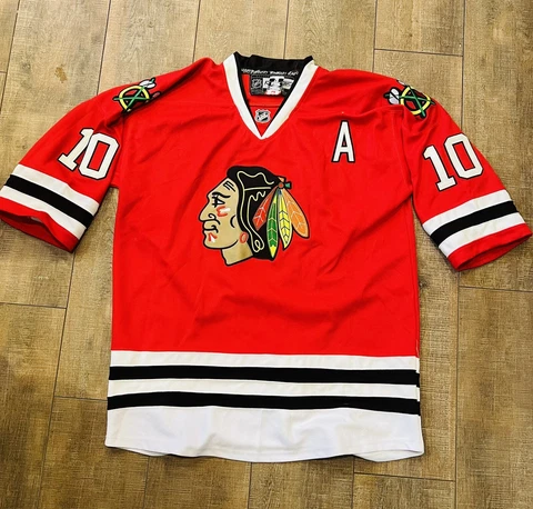 Chicago Blackhawks Reebok NHL Jersey #10 Patrick Sharp Size 56 Cover