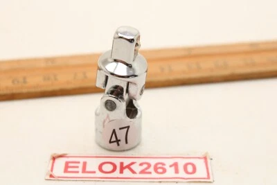 Soquete adaptador junta giratória universal cromado MasterCraft Pro 1/4" - Imagem 1 de 4