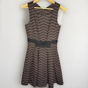 Karen Millen Women's Size 8 Zigzag Stripe Square Neck Sleeveless Party Dress. - Picture 1 of 9