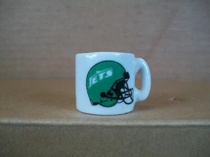 Vintage NFL Miniature Mug ~ New York Jets ~ 1.25" Tall - Picture 1 of 4