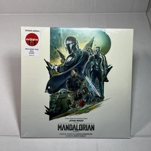 Star Wars The Mandalorian Season 3 Olive Green Vinyl W/Poster New Sealed - Picture 1 of 3