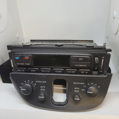 97-02 FORD EXPEDITION LINCOLN NAVIGATOR Climate Control OEM XL7H-19C933-AE used - Image 1 of 4