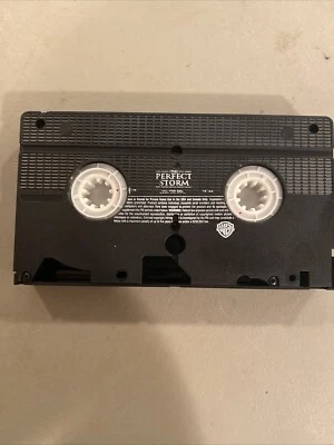 RARE FACTORY ERROR 2000 VHS Warner Brothers The Perfect Storm Bob Gunton - Image 1 of 4