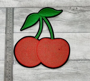 Großer Kirsche Bügelbild Patch, Pailletten Kirschen Patches, große gestickte Applikation - Bild 1 von 7