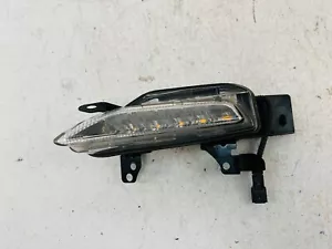 OEM 2015 2016 2017 Q70 Infiniti LH Turn Signal Light Left 261354AM0A - Picture 1 of 3