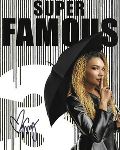 Emmy Raver-Lampman The Umbrella Academy autographed photo signed 8x10 #4 Allison