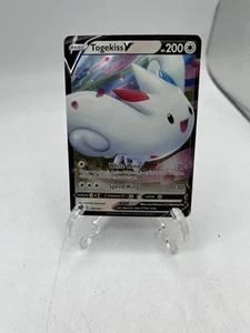 Pokemon Togekiss V 140/185 Swsh04: Vivid Voltage Holo - Picture 1 of 1