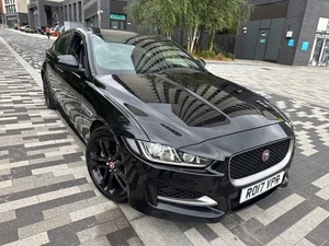 2017 JAGUAR XE R - SPORT 2.0 DIESEL AUTOMATIC 4dr SALOON BLACK  - Picture 1 of 19