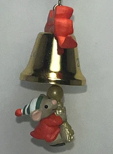 Hallmark A Friend Glockenspiel in Miniatur Maus mit Messingglocke KOC Ornament Neu 2000 - Bild 1 von 12