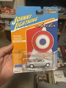 Johnny Lightning Classic Gold 1969 AMC Javelin SST WHITE LIGHTNING 1:64 - Picture 1 of 4