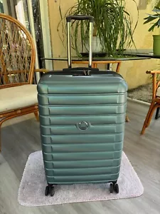 Delsey Paris Delsey Shadow 5.0 Expandable 27" Check-in Spinner Luggage - Bild 1 von 7