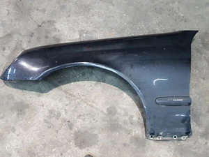 PARAFANGO ANTERIORE SINISTRO MERCEDES CLASSE C (00-07)  SW 5P. - Picture 1 of 1